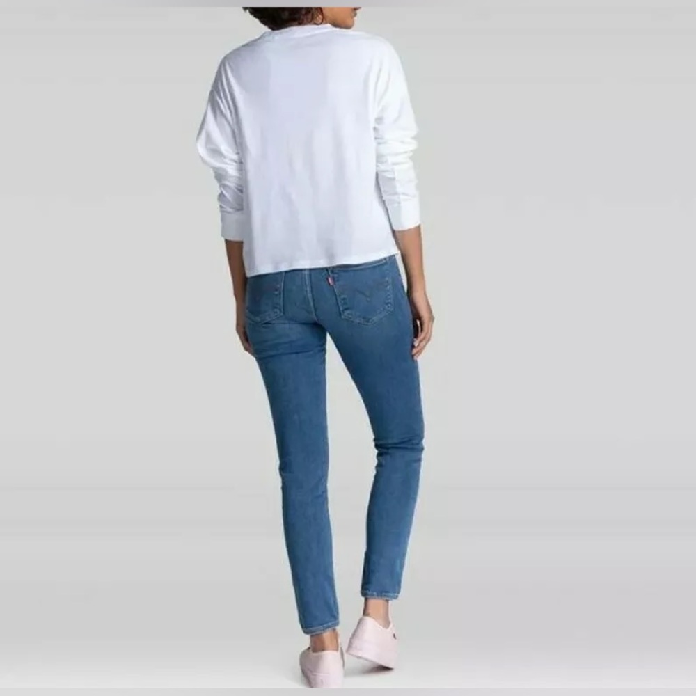 Levi’s Rainbow Logo Long Sleeve Tee White Drop Shoulder Crop Top Large NWT - Picture 11 of 14
